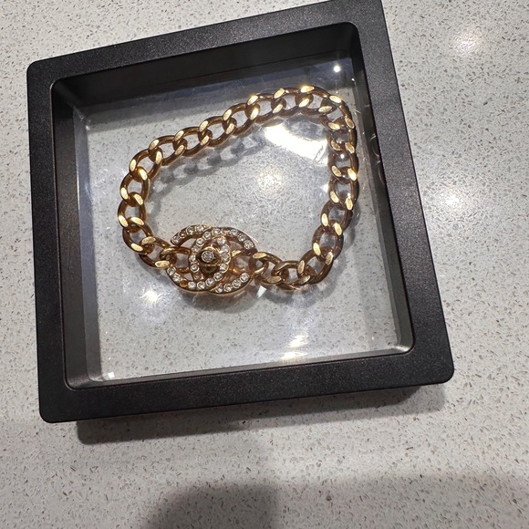 Chanel CC Chain Bracelet - Picture 3 of 14